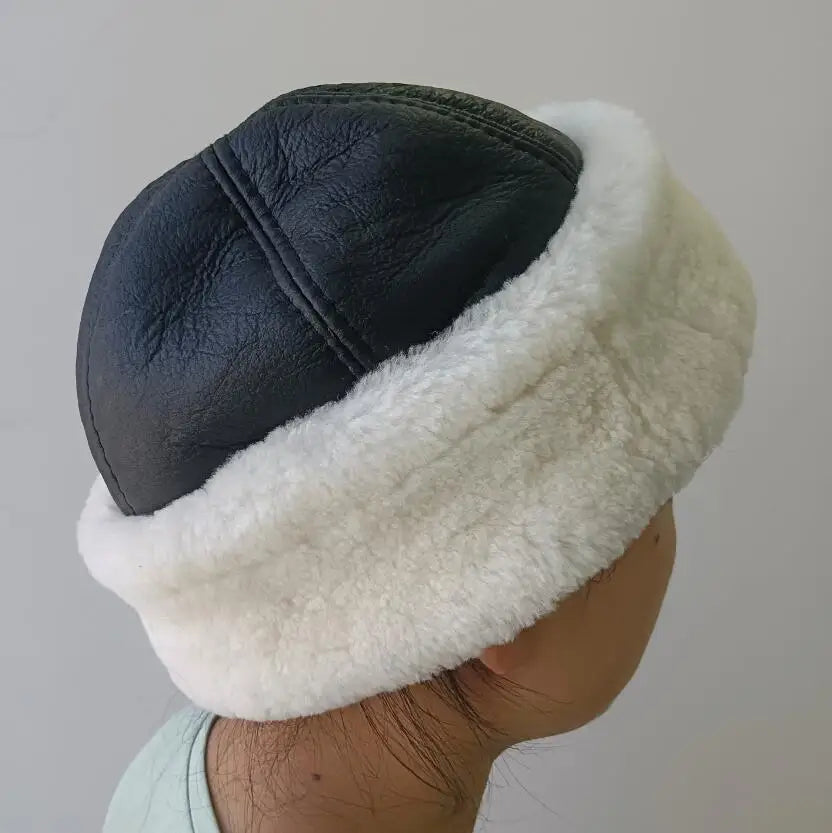Sample Support 2026 Factory Direct Sale Promotion Winter Classical Style Warm Sheepskin Hats