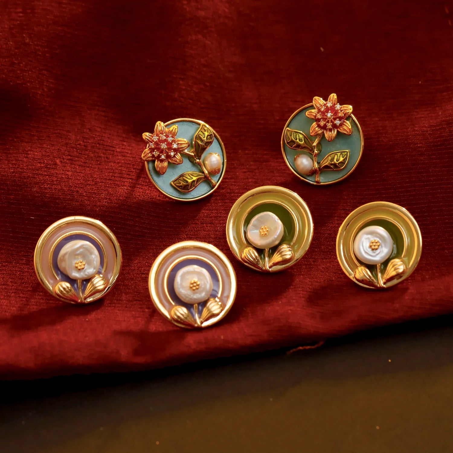 Unisex 18K Gold Plated Copper Bezel Setting Latest Fashion Vintage Enamel Classic 925 Non-Tarnish Stud Earrings Gift