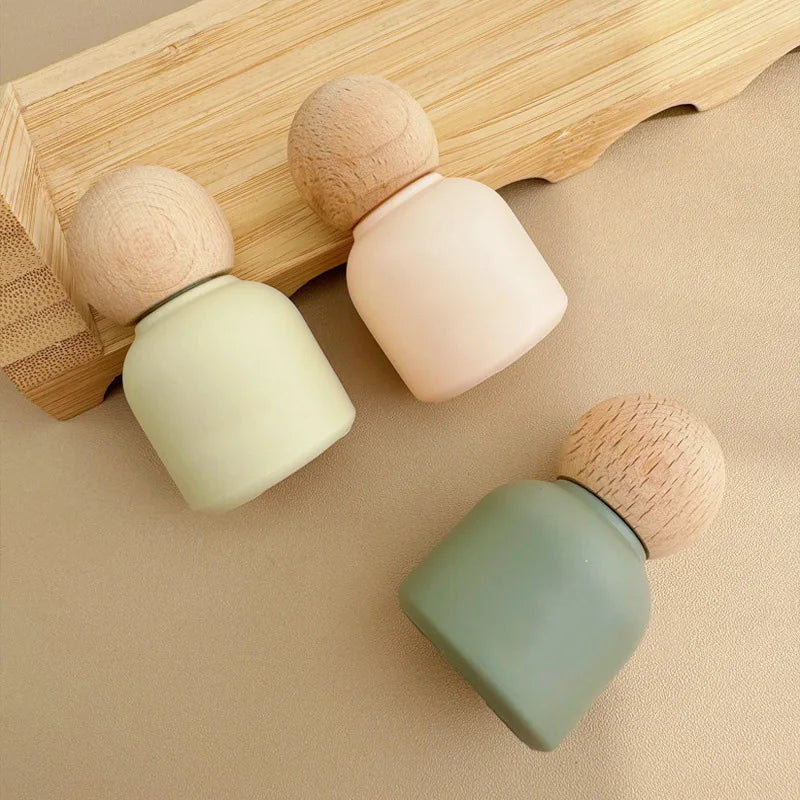 Luxury Bamboo Lid Glass Body 10ml Roll-On Essential Oil Bottle for Skin Care Cream Face Cream Custom Color Screen Printed Carton