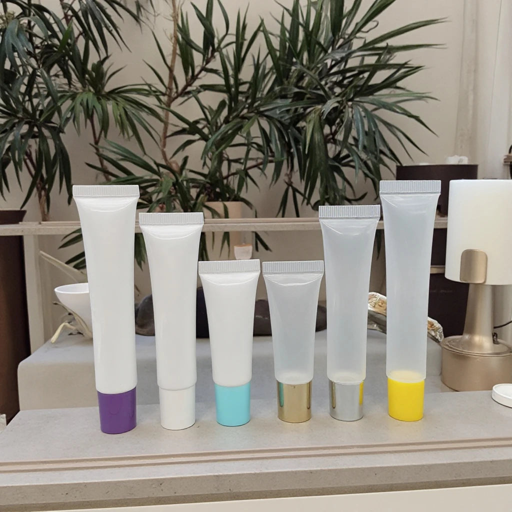 Wholesale in Stock 10ml 15ml 20ml Popular Style Private Label Clear Custom Squeeze Empty Lip Gloss Container Tube