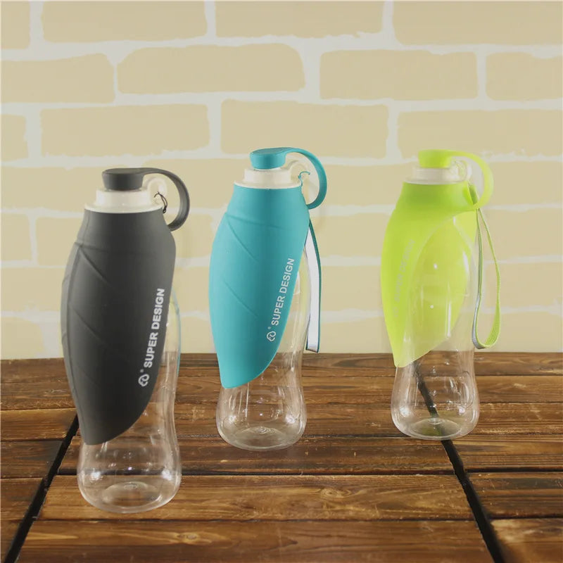 Multiple-Functional Wholesale Super Design Pet Water Dispenser Silicone Bowl Water Storage Travel Bottle for Dogs