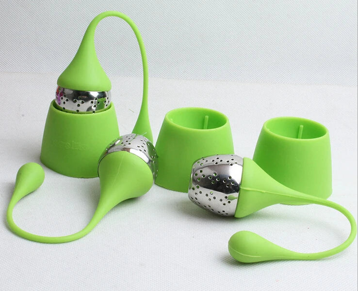 Wholesale Stocked New Style Stainless Steel Tea Strainer Modern Design Silicone Handle Fast Shipping Eco-Friendly Christmas Gift