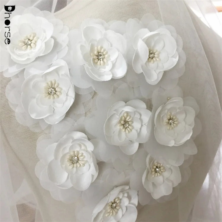 8cm Fancy White Decorative 3D Fabric Flower for Wedding Dress