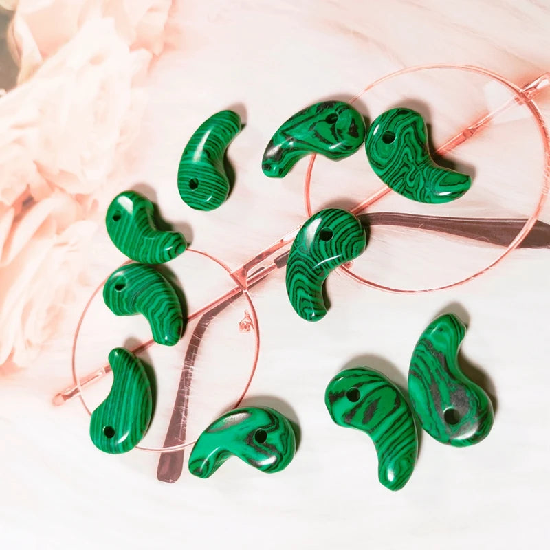 HZ Natural Stone Malaysian Necklace For Christmas Valentine Day Gift Malachite Jade Magatama
