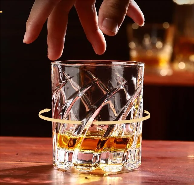 European-style Lead-free Glass Spinning Whisky Cup Decompression Mood Durable Creative Rotating Whiskey Glass