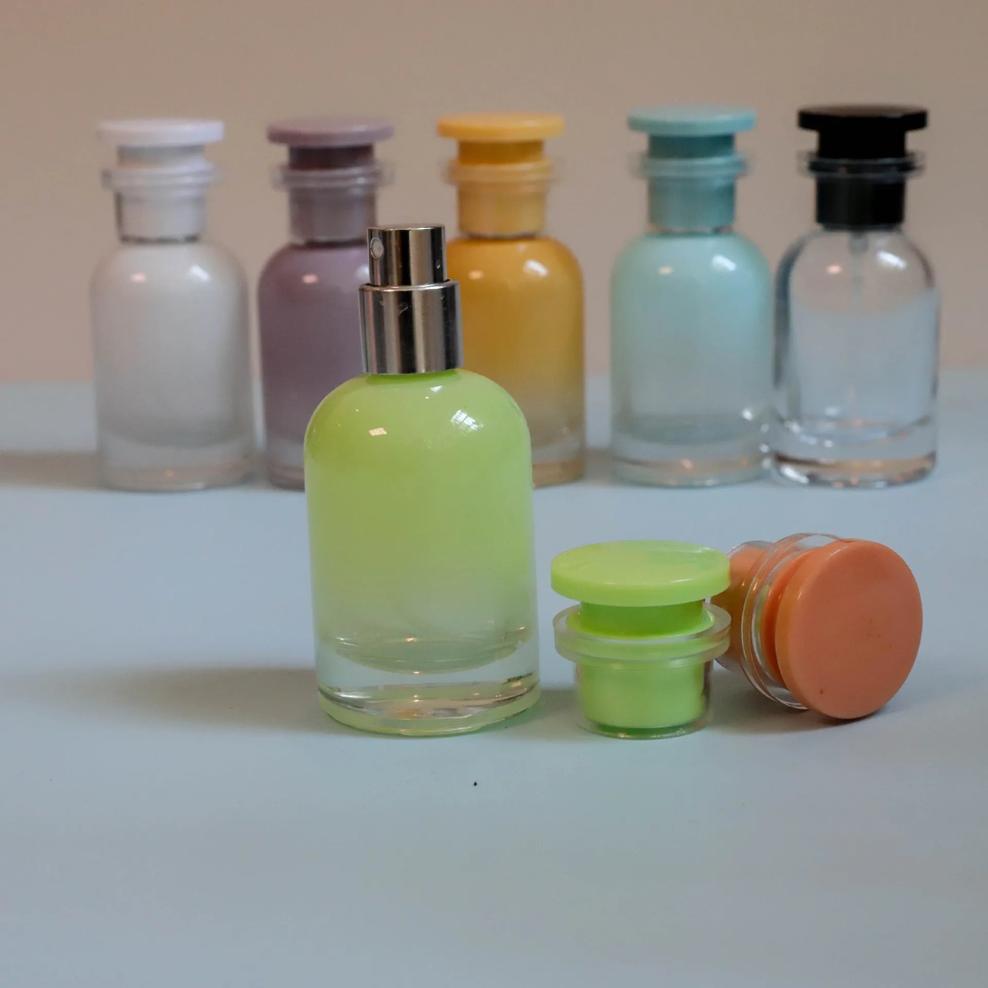 Luxury Gradient Candy Color Glass Macaron Perfume Bottle Custom Logo Refillable Travel-Safe Screw Pump for Skin Screen Printing