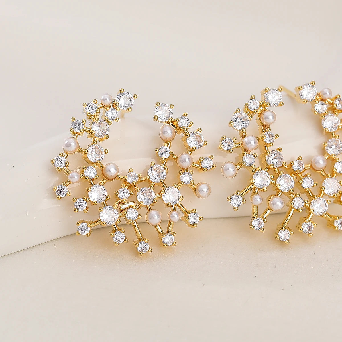 Fashion 18K Gold Plated Korean Zircon Earrings Bling Jewelry Earrings Women Wholesale