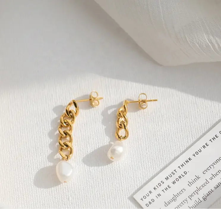 925 Sterling Silver Jewelry Asymmetric Chain Drop Studs Earrings 18K Gold Plated Hanging Pearl Drop Earrings