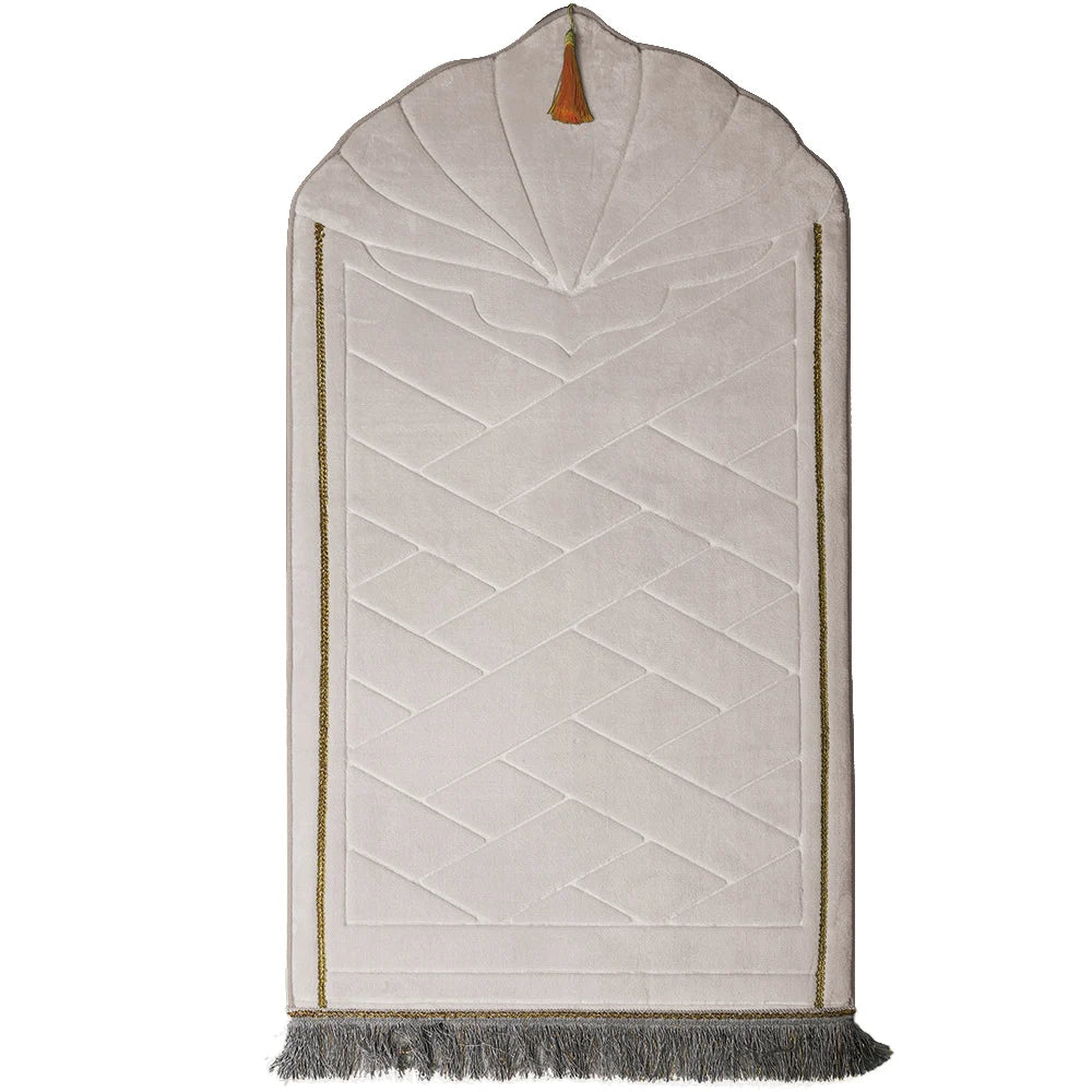 Muslim Islamic Ramadan Soft Velvet Embossed Foam Non Slip Thick Sejadah Triangle Prayer Mat