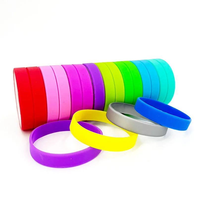 Wholesale Adult Sports Team Building Accessories Solid Color Silicone Wristbands Waterproof Blank Bracelet Promotional Custom