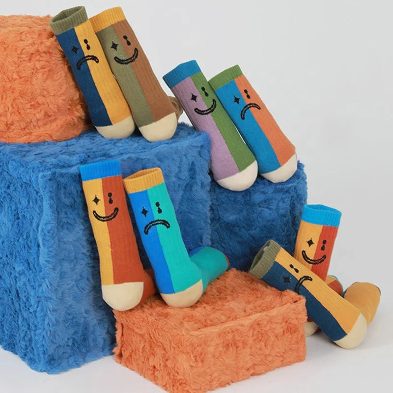 Wholesale Novelty Color Block Mood Ab Socks Women Mismatched Funny Cotton Crew Socks