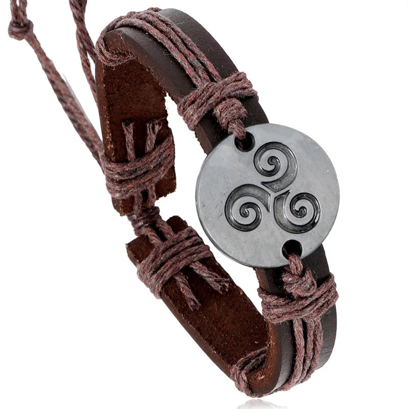 Engraved Flower Pattern Fashion Bracelet Adjustable Size Vintage Braided Leather Bracelet for Men and Women