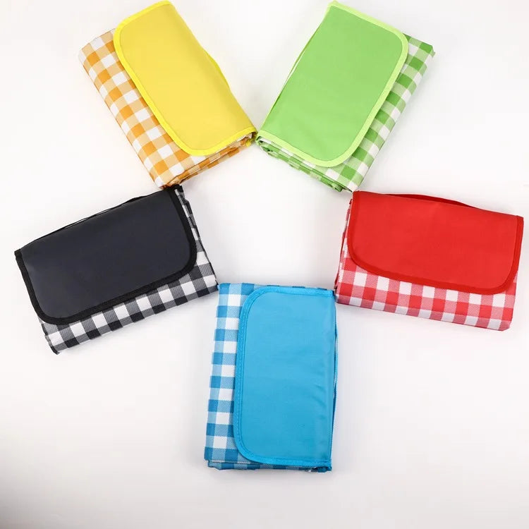 Foldable Sand-Proof and Waterproof Beach Blanket Mat for Outdoor Picnic Hiking Camping