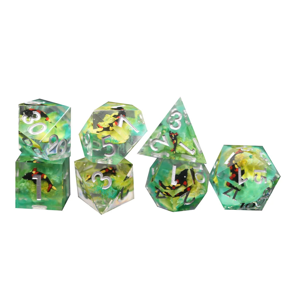 Customized 16mm RPG Polyhedral Resin Dice Set DND Sharp Edge for DND Players