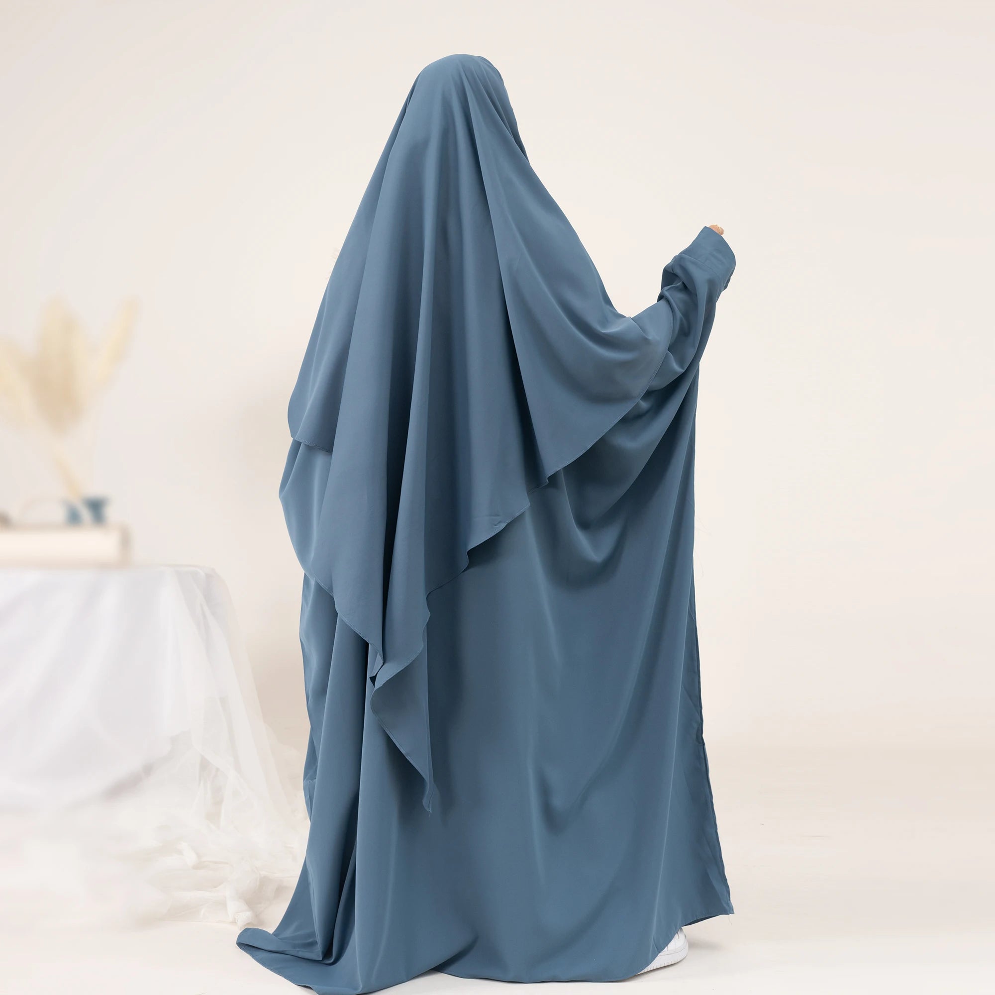 Loriya Wholesale Islamic Clothing EID Abaya Femmes Robe Musulmane Burka With One Layer Khimar Abaya Set Muslim Girls Abaya