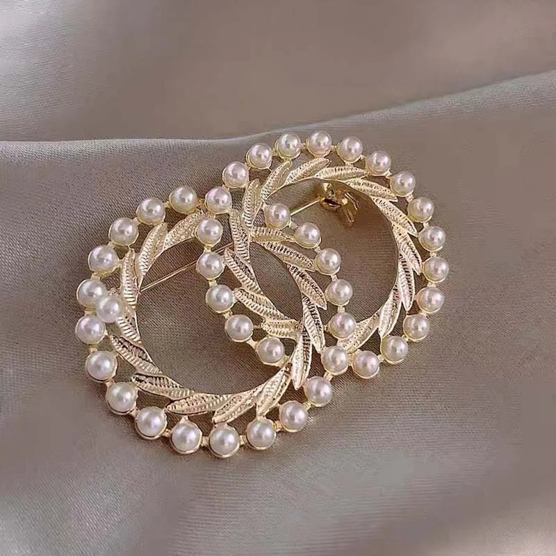 Jachon Pearl Brooch With Double Ring Corsage Small Fragrance Style Medieval Pin Clothing Brooches for Women Girls