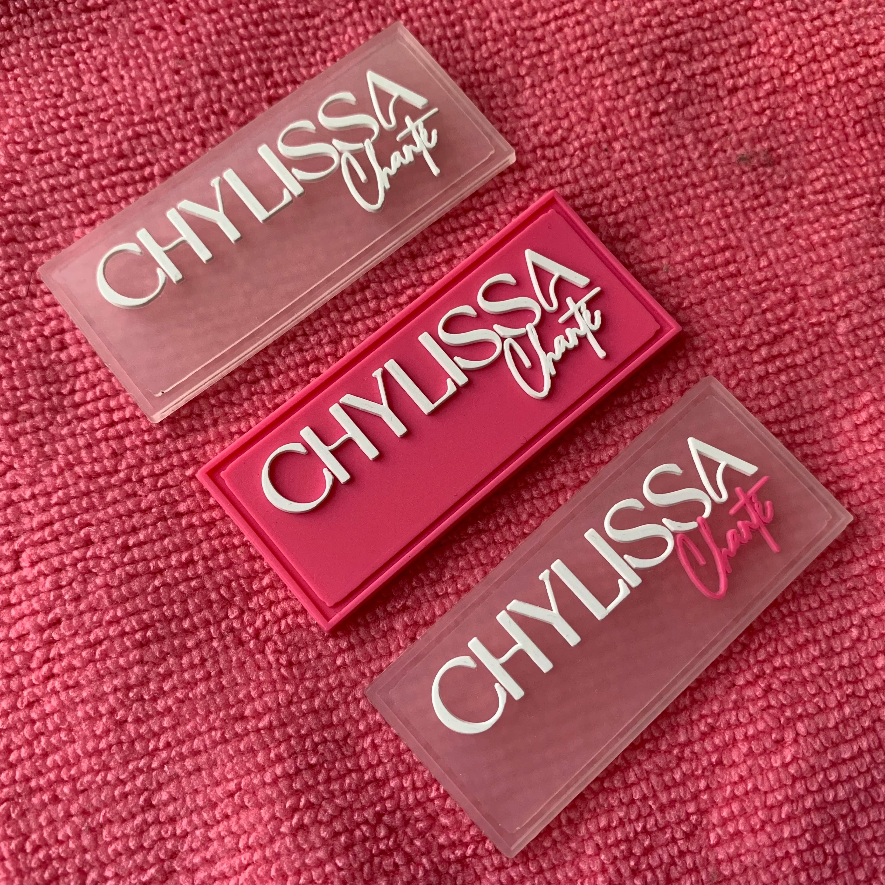 Different Colors Embossed PVC Rubber Labelwaterproof Company logo Silicone Rubber Patch for Swimwear