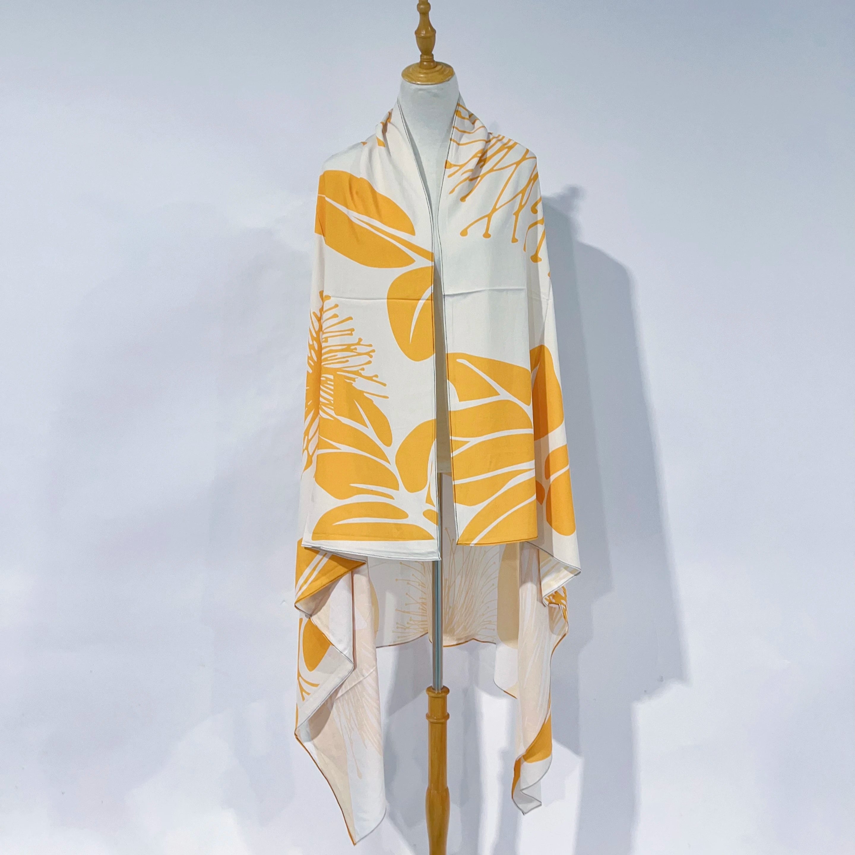 Wholesale Fashion Summer Poncho Beach Wear Cover Up Lady Multifunctional Beach Pareo Sarong