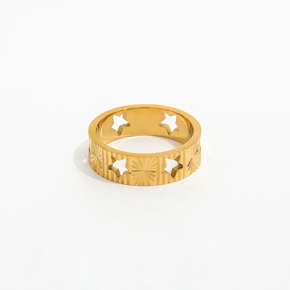 High End 18K Gold Plated Engraved Flower Caved Star  Hollow Pentastar Stainless Steel Band Ring for Women Tarnish Free Jewelry