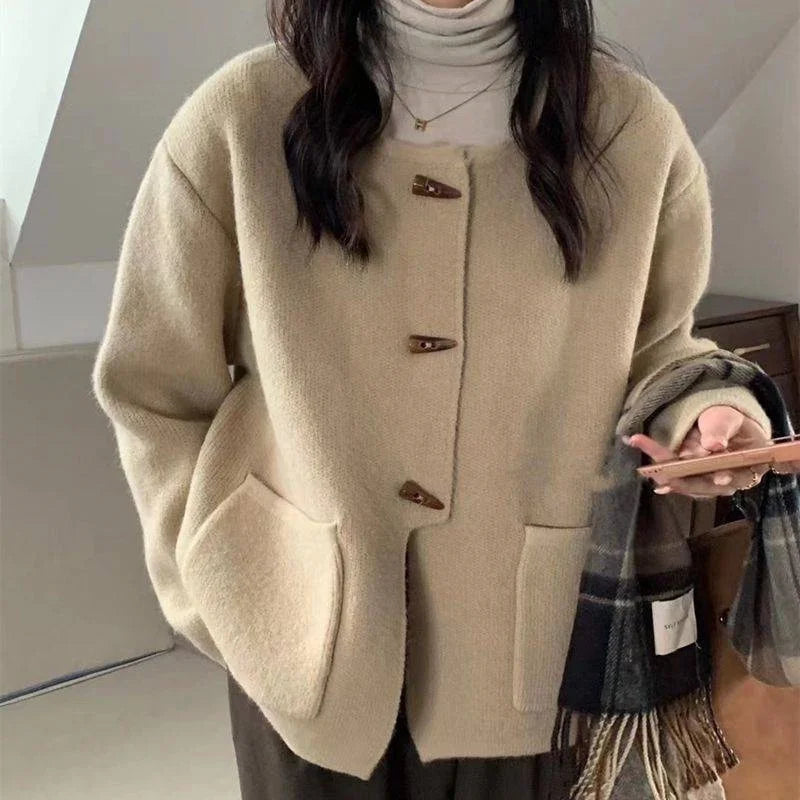 Custom Women's Thick Wool Coat with Big Pockets Long Horn Button Knitted Cardigan Jacket for Winter