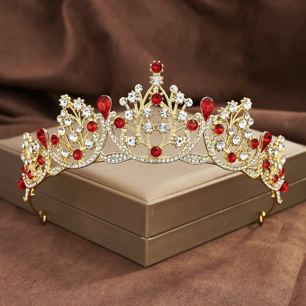 Majestic Vintage Gold Prince Crown Plastic Jeweled Acrylic Rhinestone for Children's Party Supplies for Wedding Crystal