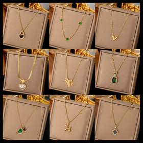 Waterproof Stainless Steel Snake Chain Collar Non-Tarnish 18k Gold Plated Love Heart Pendant Necklace for Women Jewelry