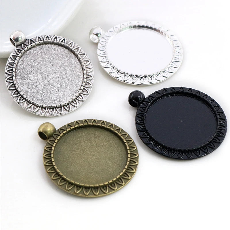 25mm Inner Size Antique Silver Plated Bronze Black Vintage Floral Pendant Cabochon Base Setting Charms Blank Trays MegaBDM
