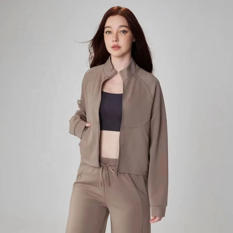 Low MOQ Standing Collar Sports Coat Zip up Long Sleeved Slim Fit Fitness Wear Large Pockets Loose Casual Jacket