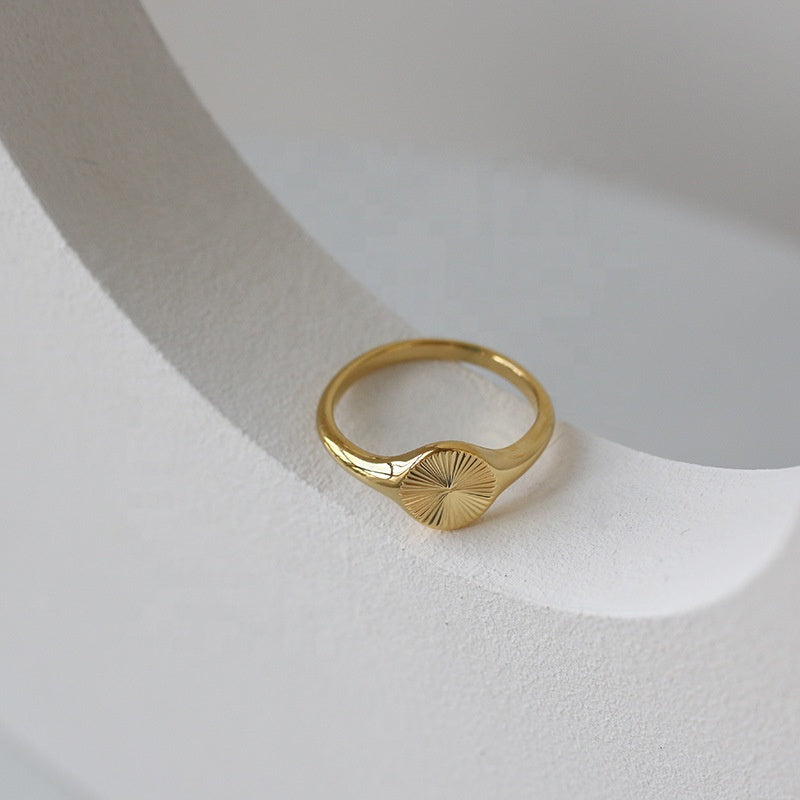 Minimalist Engraved Sunburst Signet Ring 18k Gold Plated Stainless Steel Rings Women Jewelry