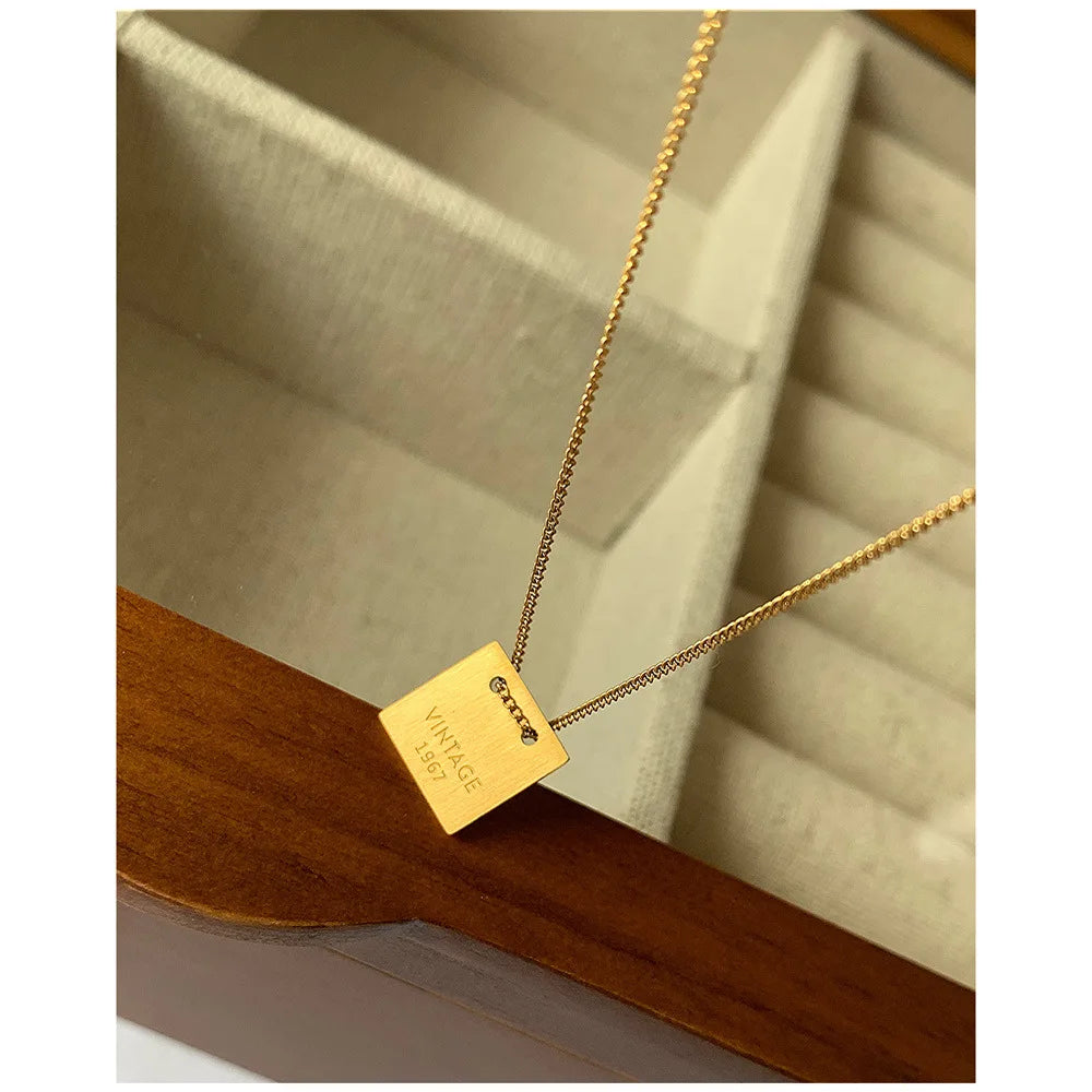 Shangjie OEM Vintage VINTAGE English Letter French Matte square Clavicle Chain Titanium Steel Necklace for Women