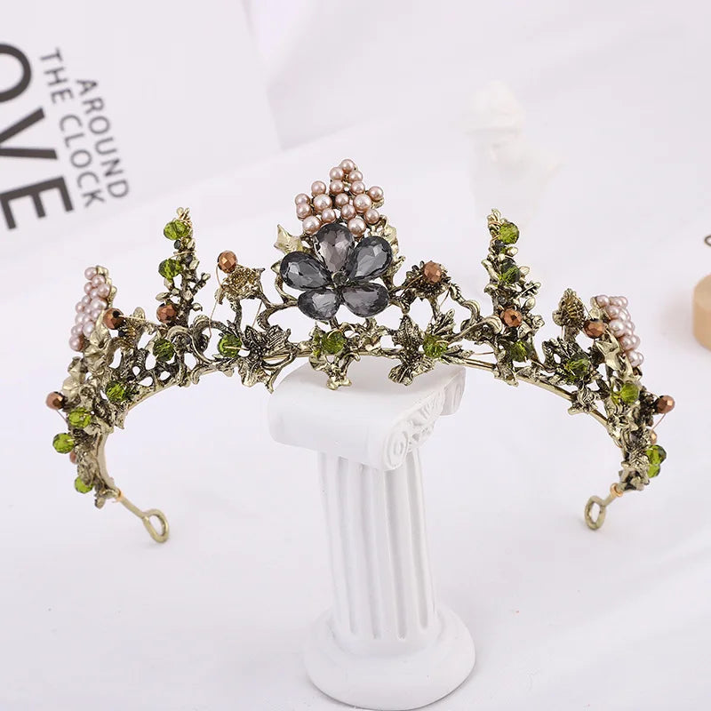 European Retro Bridal Crown Baroque Black Rhinestone Crown Handmade Pearl Dress Accessories Bridal Tiara