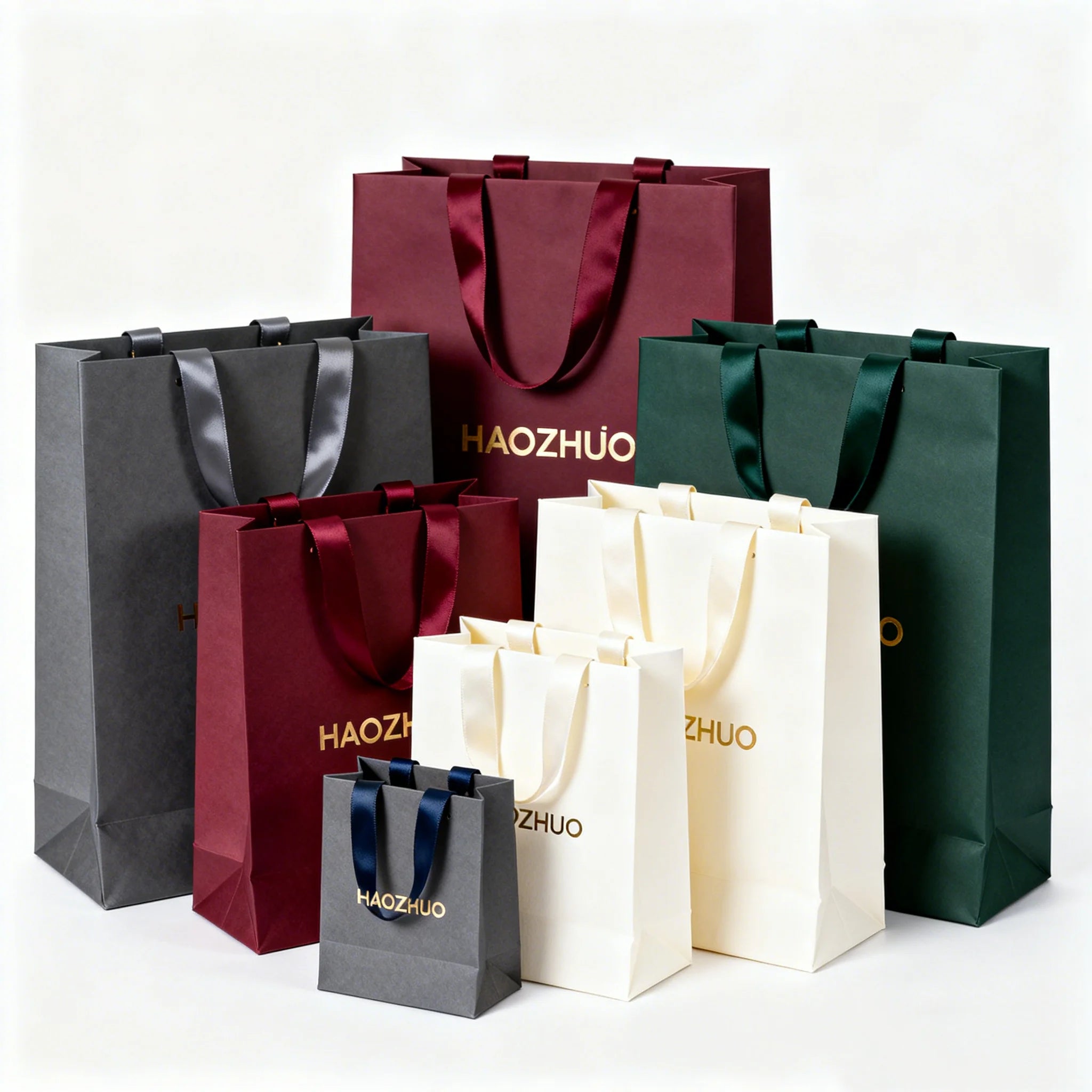 Handmade Paper Gift Bag for Shopping Packaging Offset Printing With Surface Handling for Underwear and Fur
