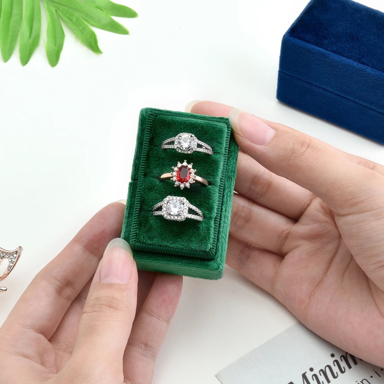 Wholesale Custom Velvet Jewelry Box Ribbon Pendant Necklace Ring Box Jewelry Gift Box