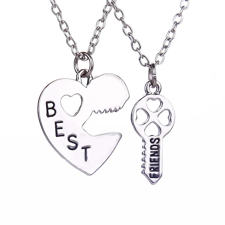 2025 Creative Versatile Best Friends Necklace Key Lock Peach Heart Shape Friendship BFF Necklace