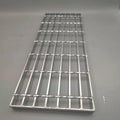 32*5 Metal Construction Material Gutter Guard Drainage System Walkway Drain Trench Steel Grating