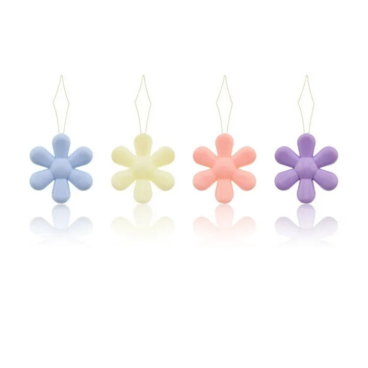 Factory Sale Random Color Plum Blossom Sewing Machine Accessory Needle Threader for Sewing Machine Needle Inserter