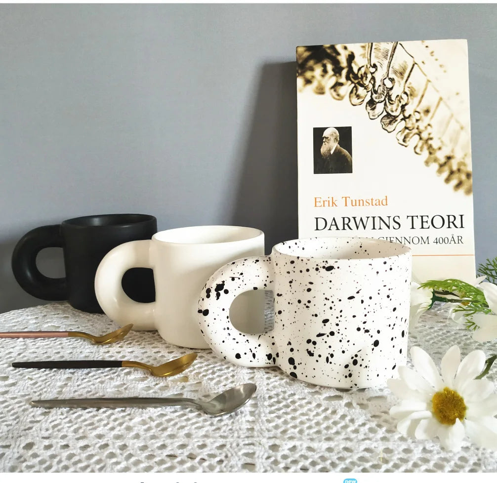 Drop Shipping Ceramic Big Ear Cup and Saucer White Mug Black Net Red New Ins Nordic Hand Pinch Splash Ink Mug Coffee Mug