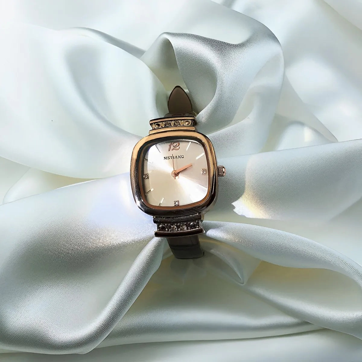 Rose Gold Diamond Embellished Luxury Women's Square Quartz Watch Simple Design Leather Band Wrist Watch with Alloy Case MegaBDM
