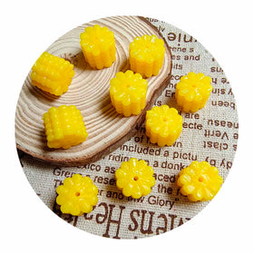 100pcs Miniature Corn Mini Food Decor Model Vegetable Resin Craft Ornament Doll House Toy Landscape Crafts Embellishment 12*15MM