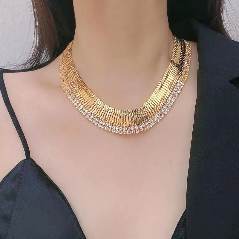 Fashion Light Luxury  Exaggerated Gold Color Crystal Collar Chain Choker Necklace  for Women Wedding Party