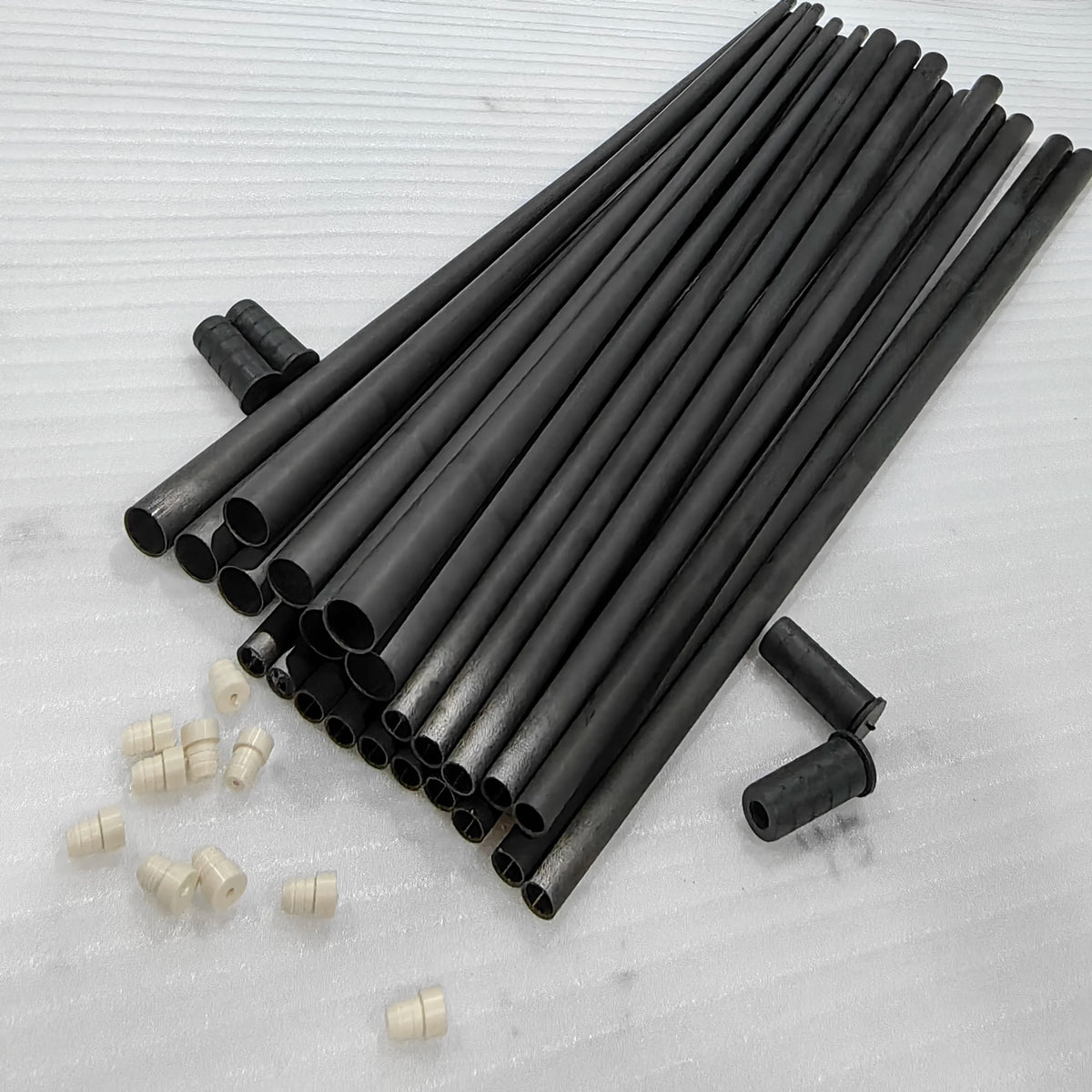Good Straightness Low Defection 11.8mm 12.2mm 12.4mm Carbon Fiber Tube Carbon Fiber Pool Cues Shaft Carbon Fiber Shaft Blank