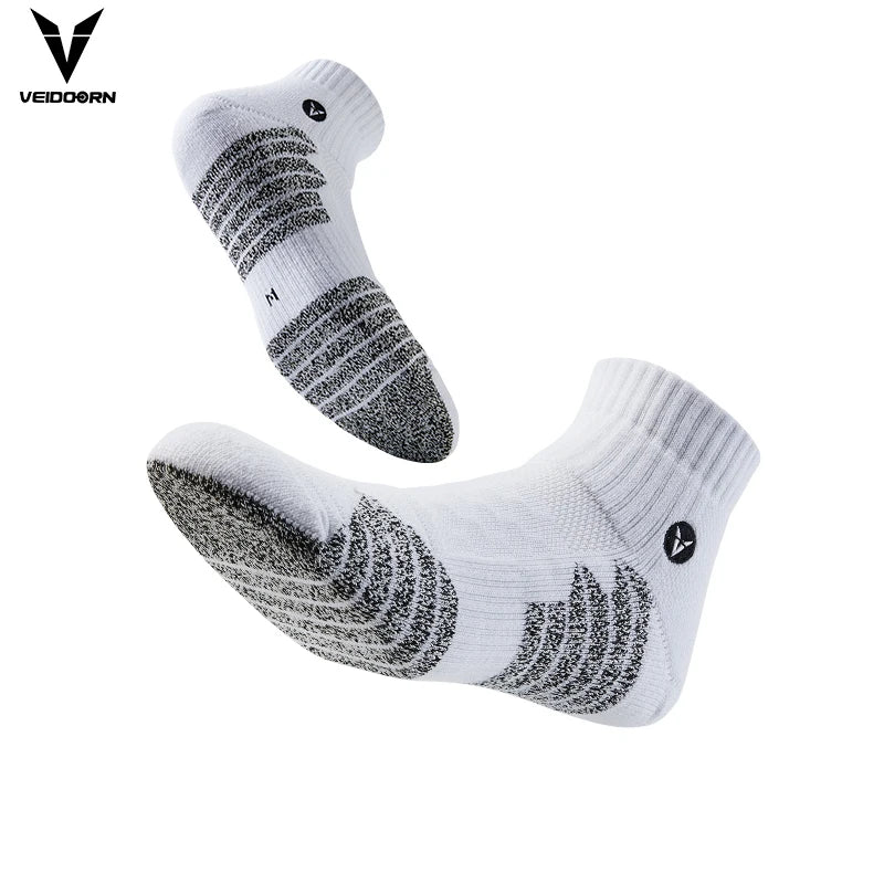 2023 Autumn Basketball Sports Ankle Socks Breathable Polyester Fibers Absorb Moisture for Game Training