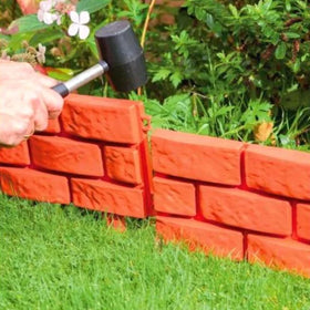 Cheap Waterproof Plastic Yard Fence Small Size Outdoor Lawn Red Brick Fencing Picket Rodent Proof Eco Friendly 3D Modeling