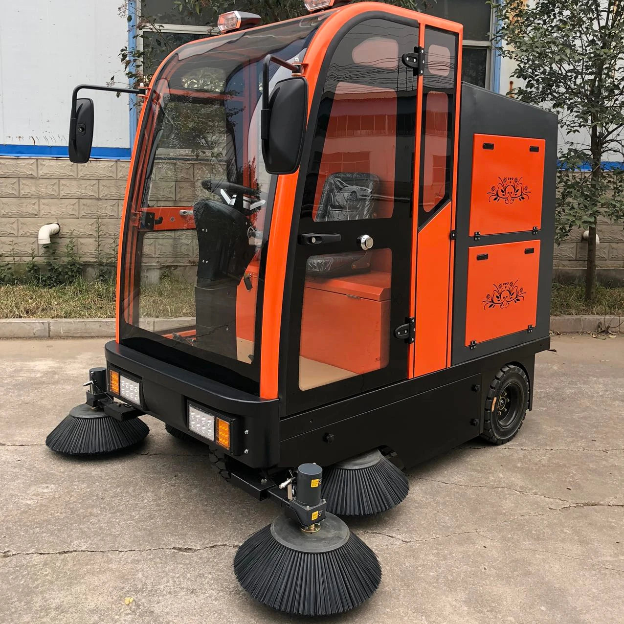 The Latest Cleaning Floor Scrubber Machine Ride on Floor Scrubber Machine Floor Cleaner Machine Sweeper