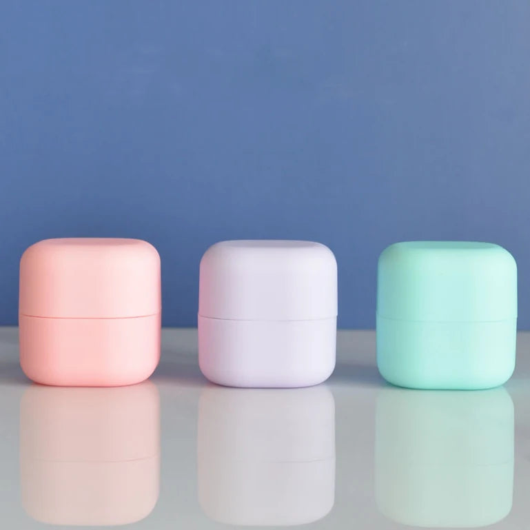 Hot Sale square Shape pink Purple Green Color 7g Plastic Matte Lipstick case Cute Lipstick Containers and Packaging