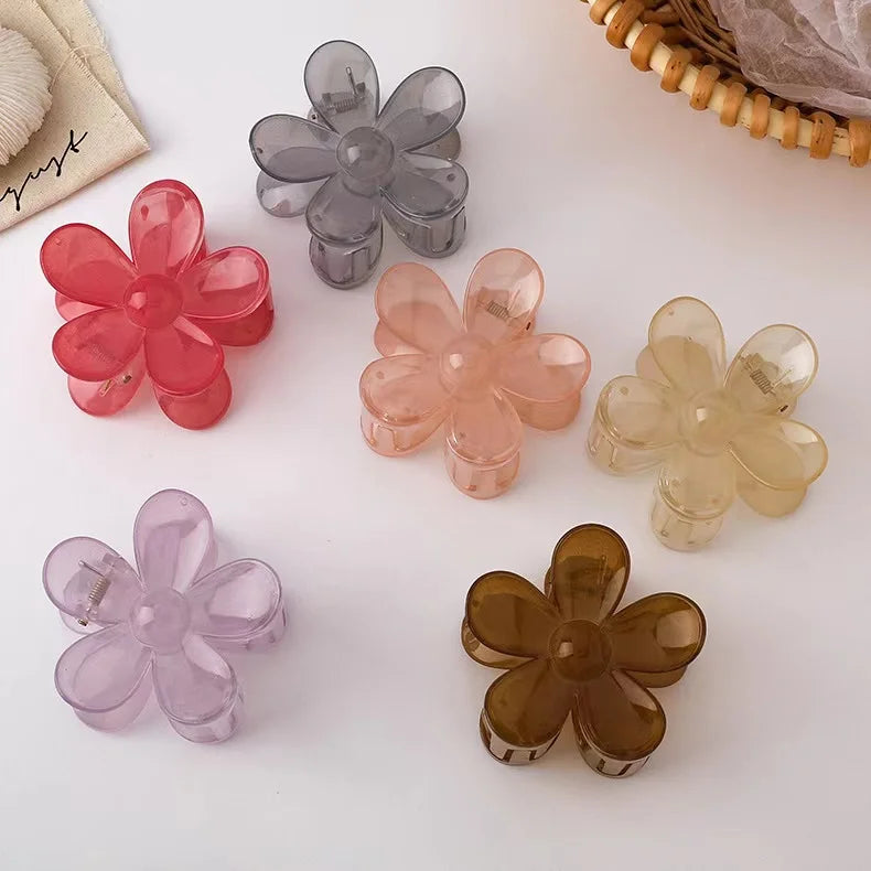 New Arrival 7.5cm Flower Plastic Women Large Hair Clips Girls Simple Fashion Hair Claw Clip for Women Hair Accessories