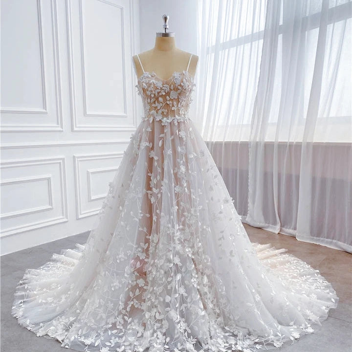 Wedding Dresses With Flowers New 3D Flower Suspender Lace Wedding Dress Super Fairy Strapless Trailing Wedding Dress