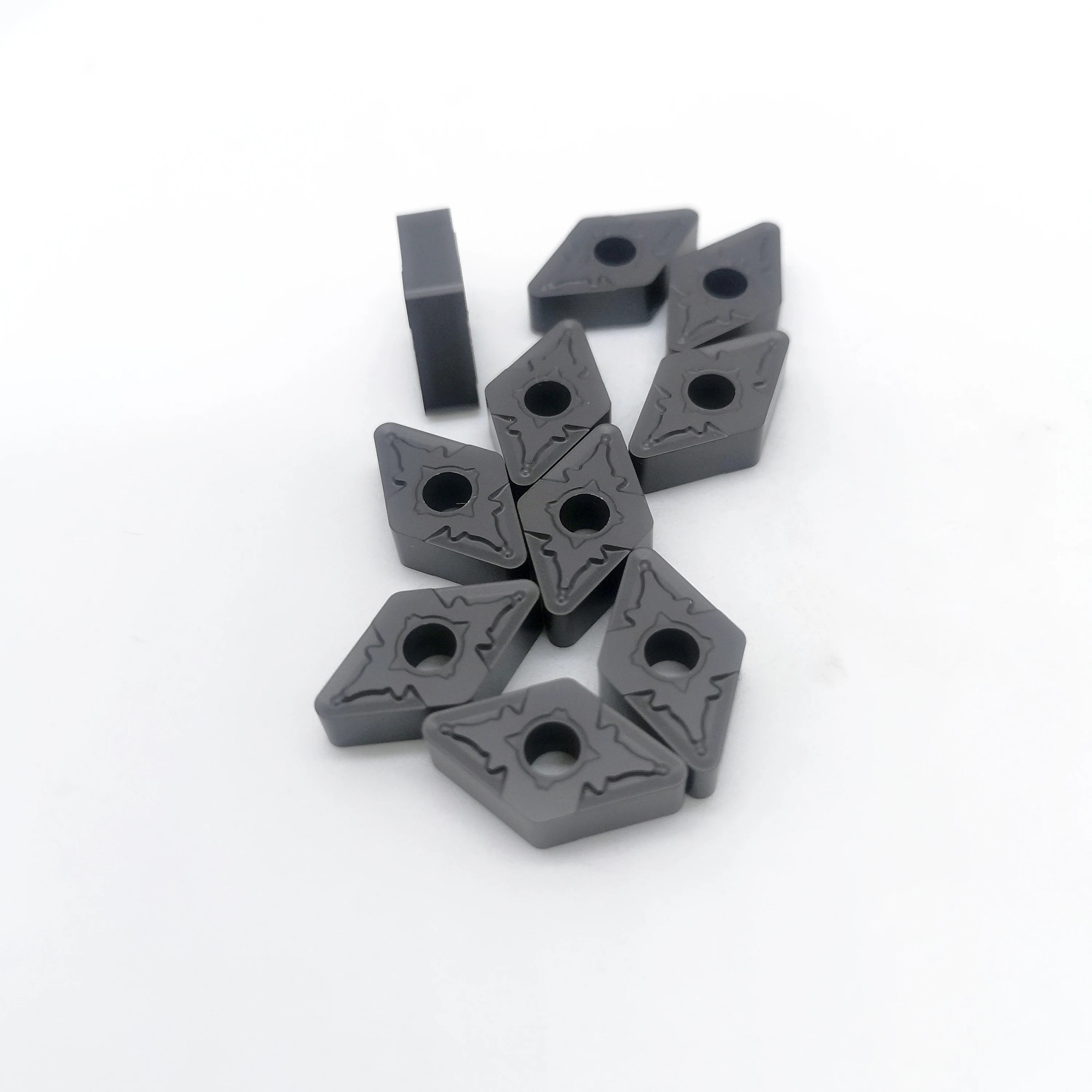 DNMG Inserts Factory Low Price DNMG110404 DNMG150408 DNMG150608 Tungsten Solid Turning Tools for Metalworking