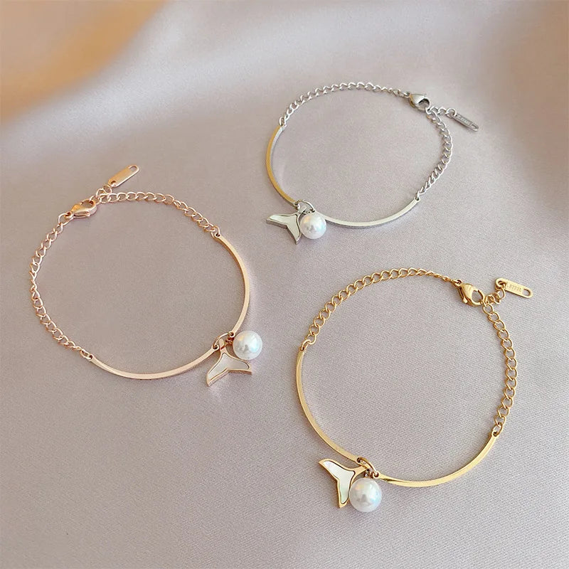 Minimalist Fashion Mermaid Bracelets Bangle Fritillaria Fish Tail Pearl Pendant Stainless Steel Charm Bracelet for Women