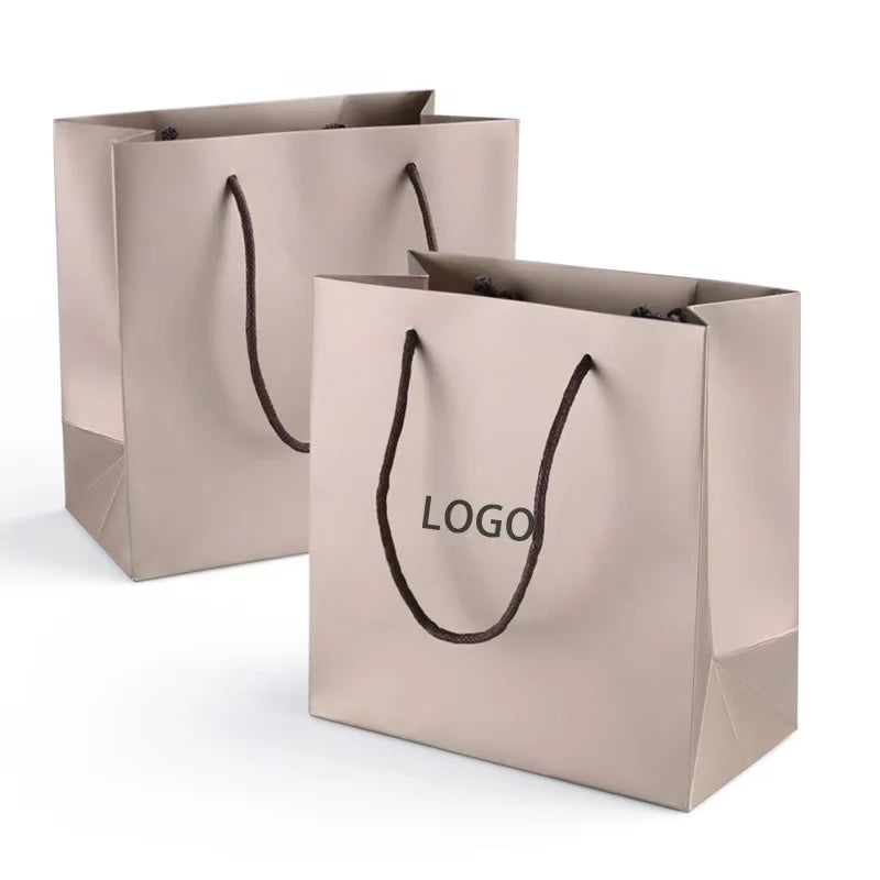 Wholesale Shopping Paper Bag Recyclable Paper Bags with Handle Custom Bags with Logo for Clothing Brands